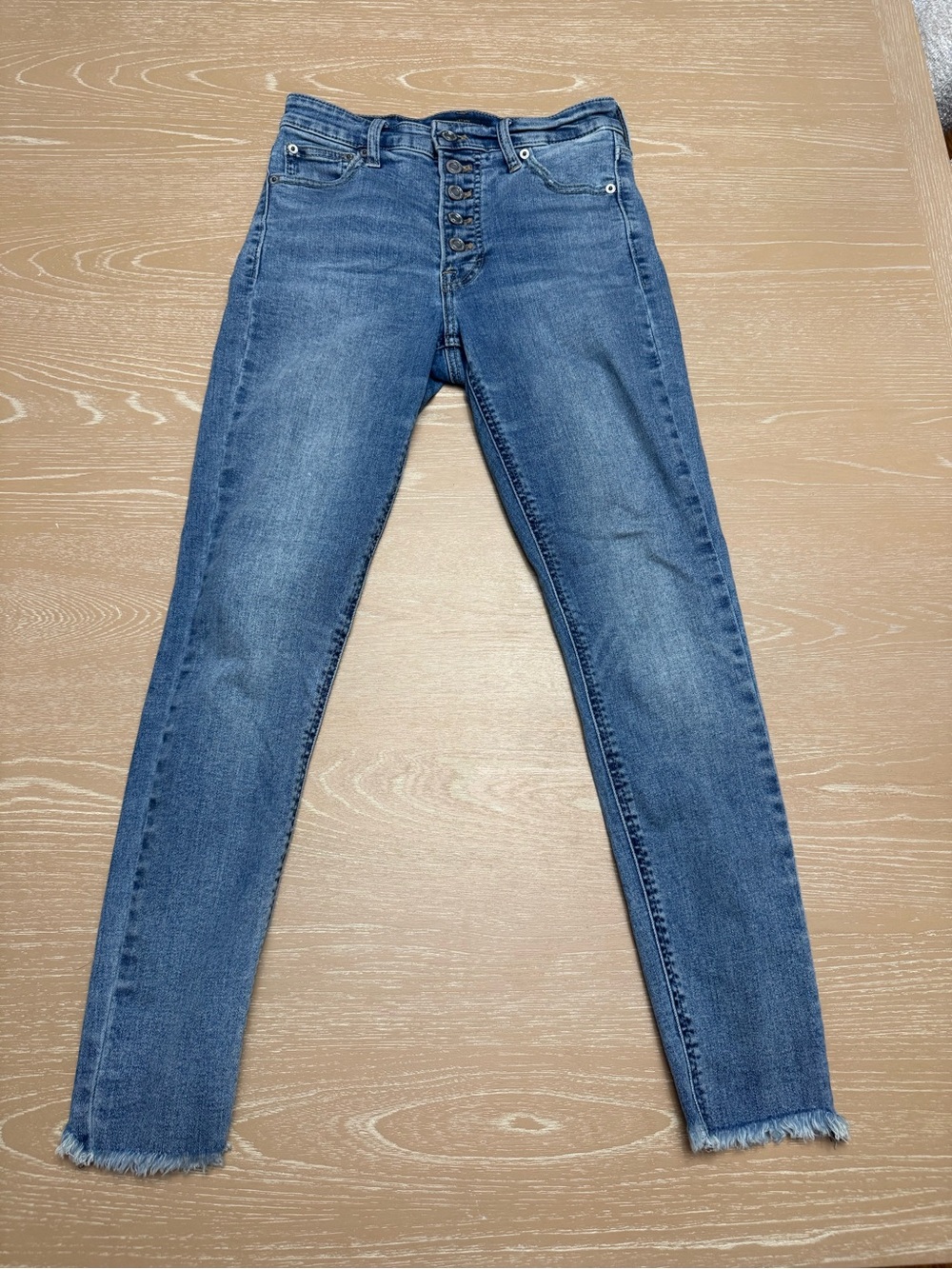 Lucky Brand High-Rise Medium Blue Skinny Jeans with Button Fly